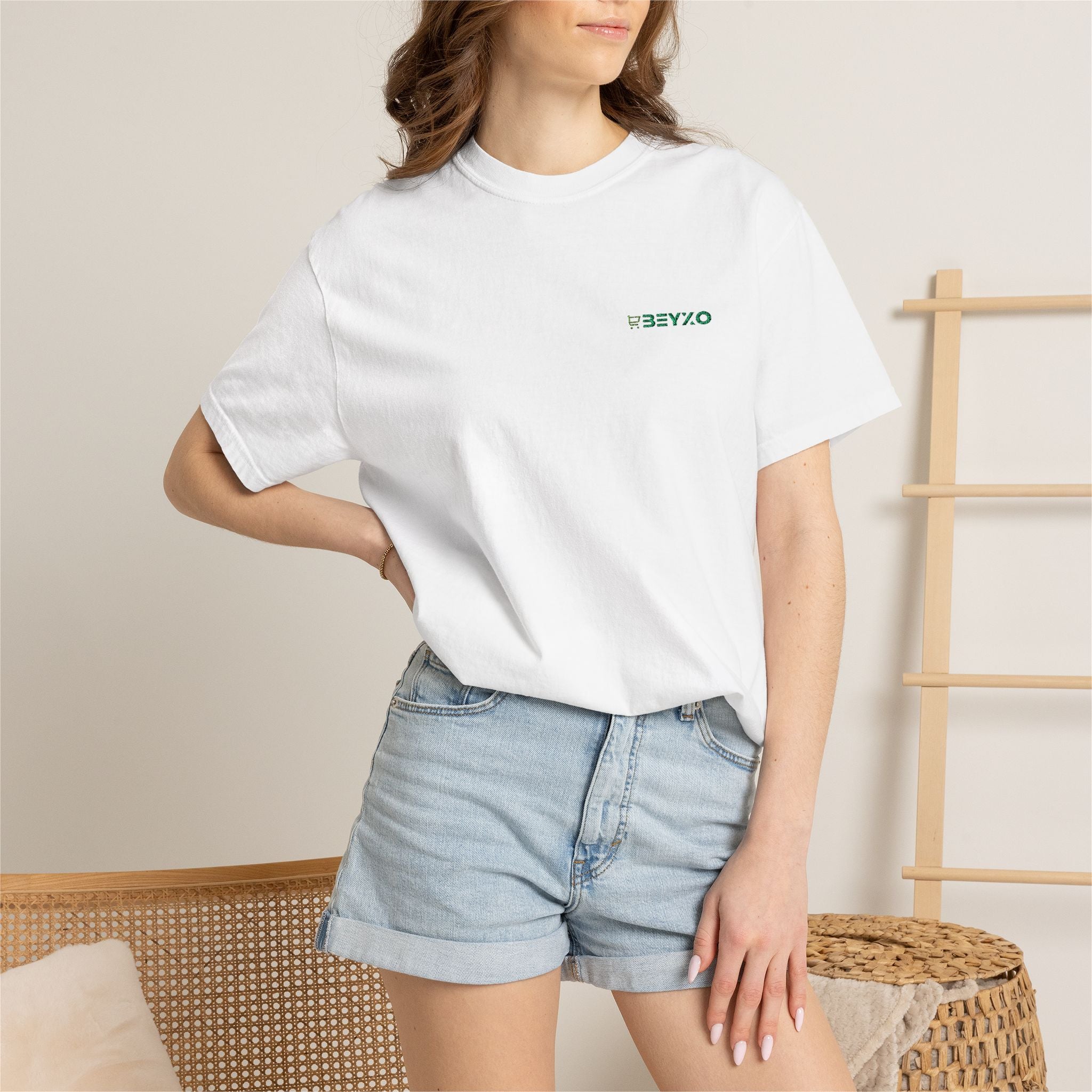 T-Shirt — Minimal Green 'OBEYXO' Chest Logo Tee